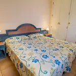 Apartment Near The Sea With Wifi And Pool